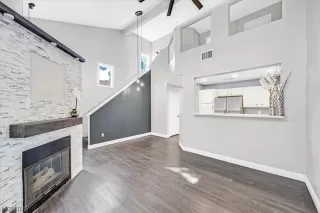 Photo #4: 2543572 Listing