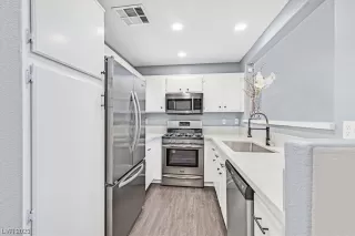 Photo #6: 2543572 Listing