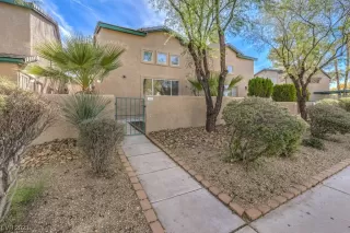 Photo #4: 2543577 Listing