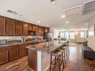 Photo #2: 2543618 Listing 