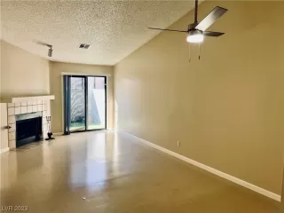 Photo #1: 2543630 Listing 