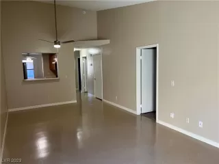 Photo #2: 2543630 Listing 