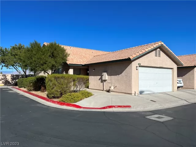 MLS: 2543633 Condo For Sale