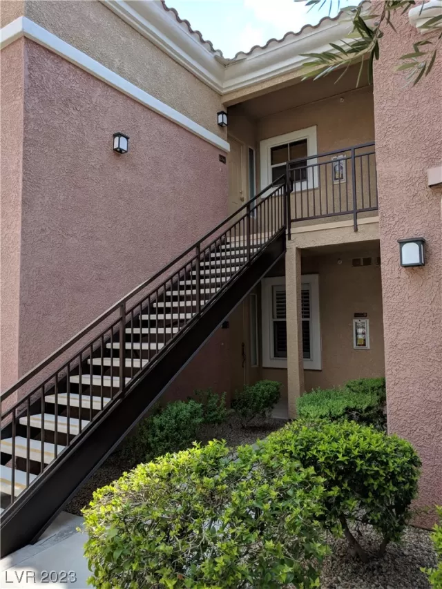 MLS: 2543638 Condo For Sale