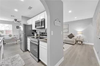 Photo #1: 2543639 Listing 