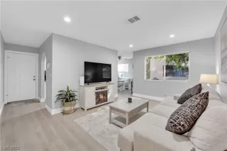 Photo #3: 2543639 Listing 