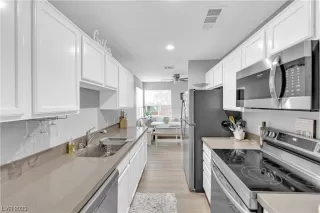 Photo #4: 2543639 Listing 