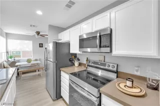 Photo #5: 2543639 Listing 