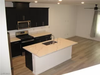 Photo #2: 2543643 Listing 