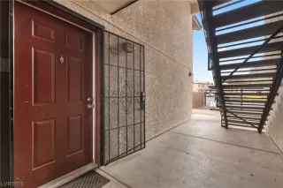 Photo #1: 2543648 Listing