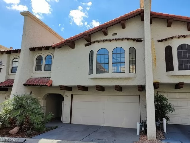 MLS: 2543683 Condo For Sale