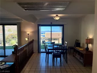 Photo #6: 2543696 Listing