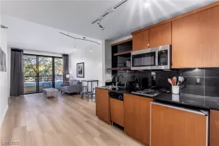 Photo #1: 2543739 Listing 