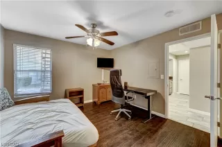 Photo #5: 2543753 Listing