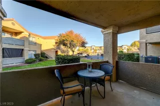 Photo #6: 2543753 Listing