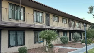 Photo #1: 2543777 Listing