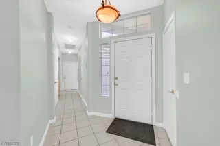 Photo #2: 2543792 Listing