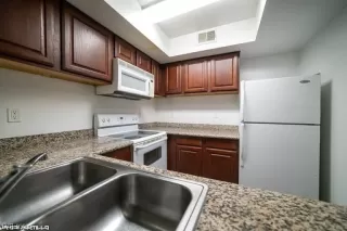 Photo #5: 2543822 Listing 