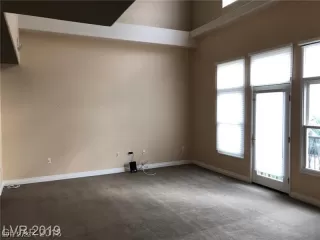 Photo #5: 2543833 Listing 