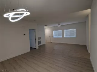 Photo #4: 2543836 Listing 