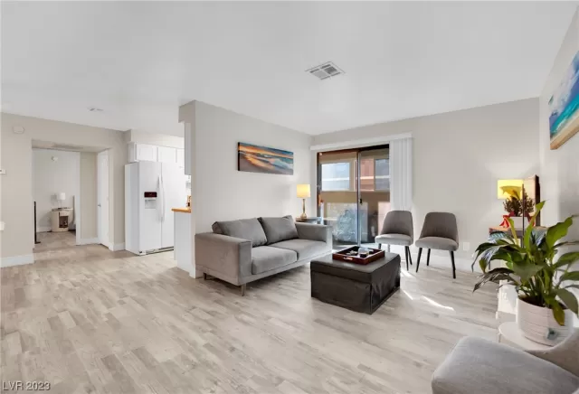 MLS: 2543842 Condo For Sale