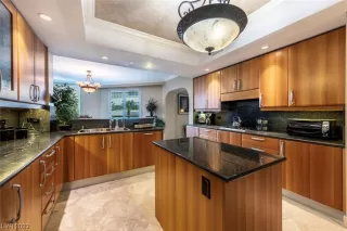 Photo #6: 2543845 Listing