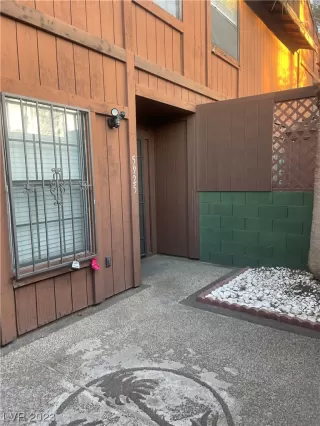 More Details about MLS # 2543859 : 5925 LAREDO STREET 0