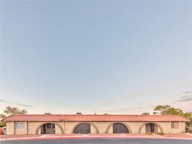 MLS: 2543868 Condo For Sale
