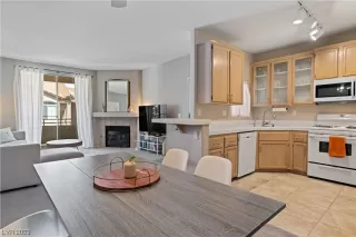 Photo #1: 2543885 Listing