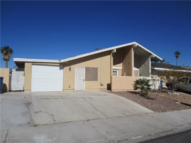 MLS: 2543887 Condo For Sale