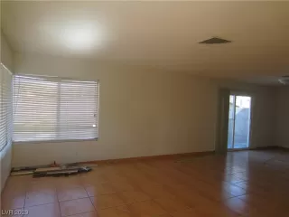 Photo #4: 2543887 Listing 