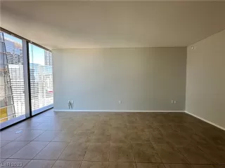 Photo #2: 2543906 Listing 