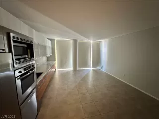 Photo #5: 2543906 Listing 