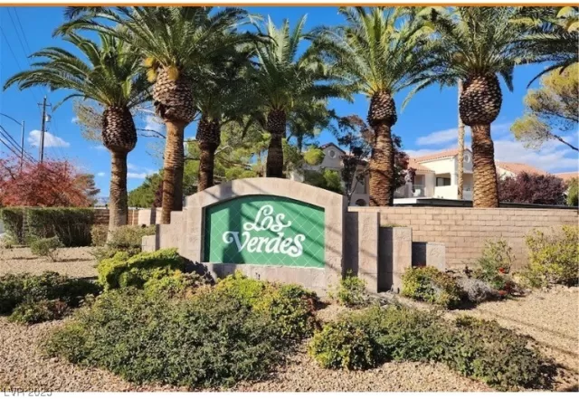 MLS: 2543932 Condo For Sale