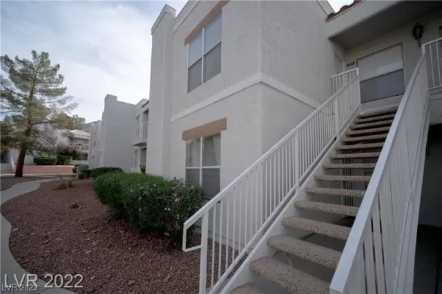 MLS: 2543965 Condo For Sale