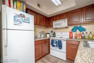 Photo #6: 2543965 Listing 