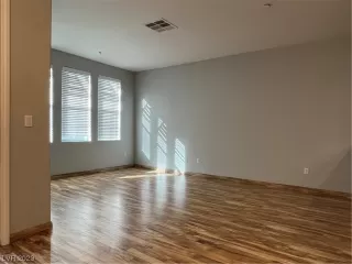 Photo #3: 2544001 Listing 