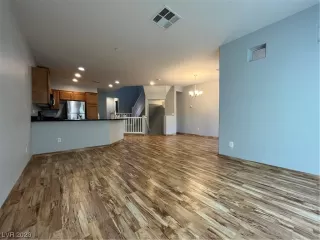 Photo #6: 2544001 Listing 