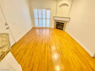 Photo #1: 2544040 Listing 