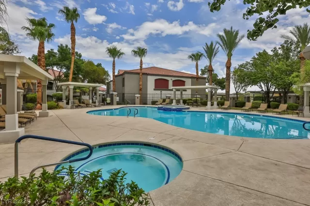 MLS: 2544054 Condo For Sale