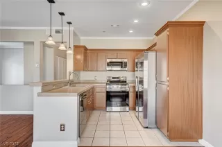 Photo #5: 2544056 Listing 