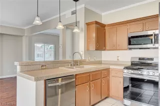 Photo #6: 2544056 Listing 