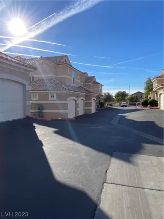 Photo #1: 2544059 Listing 