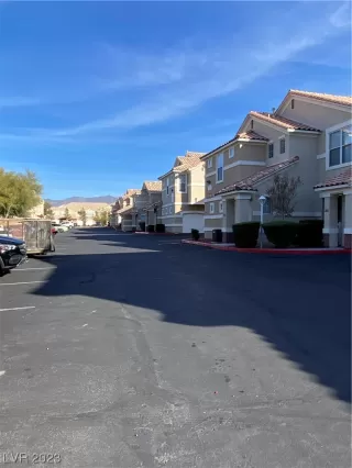 Photo #2: 2544059 Listing 