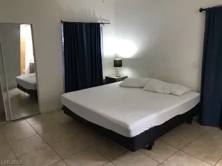 Photo #5: 2544075 Listing 