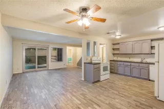 Photo #5: 2544085 Listing 