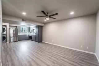 Photo #1: 2544093 Listing 