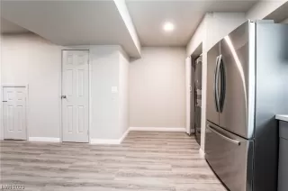 Photo #4: 2544093 Listing 