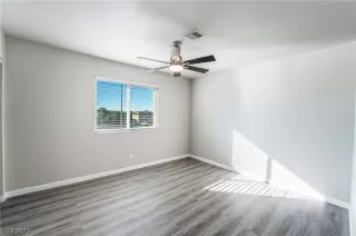 Photo #6: 2544093 Listing 