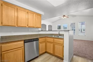 Photo #6: 2544110 Listing 